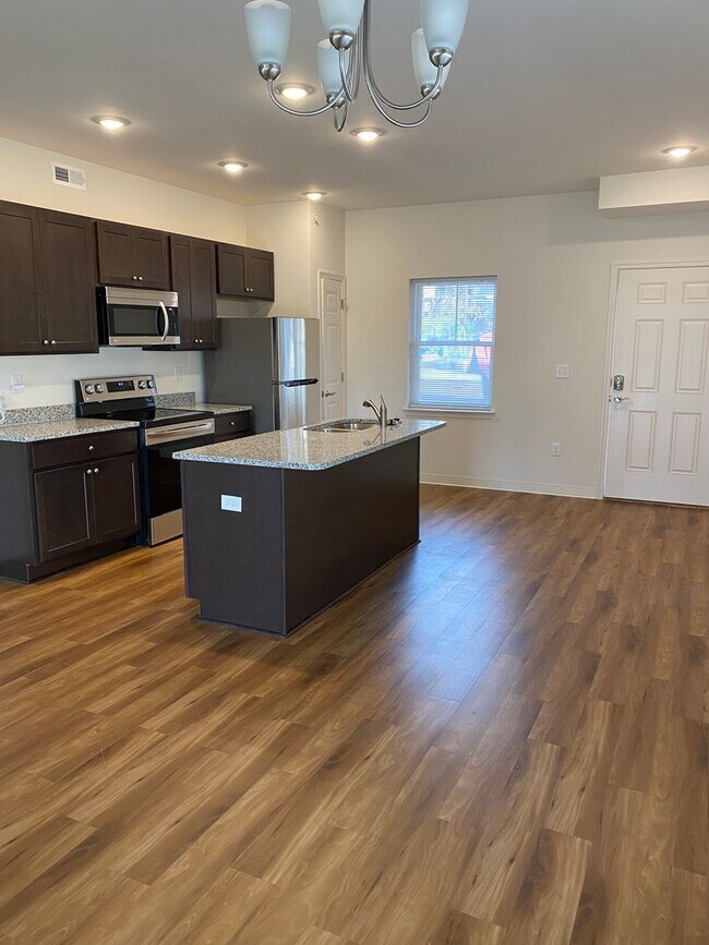 Foto del edificio - Pent House Suite for Rent