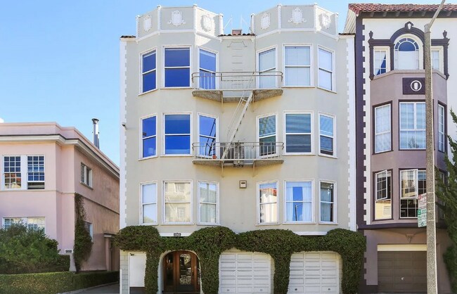 Building Photo - 3824 Scott St