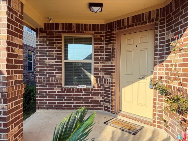 Foto del edificio - 1626 Thornhollow Dr