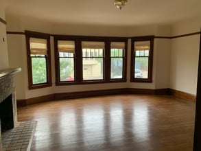 Building Photo - 1355 16th Ave