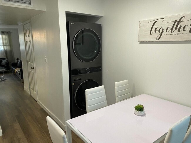 washer and dryer - Dobbins Place