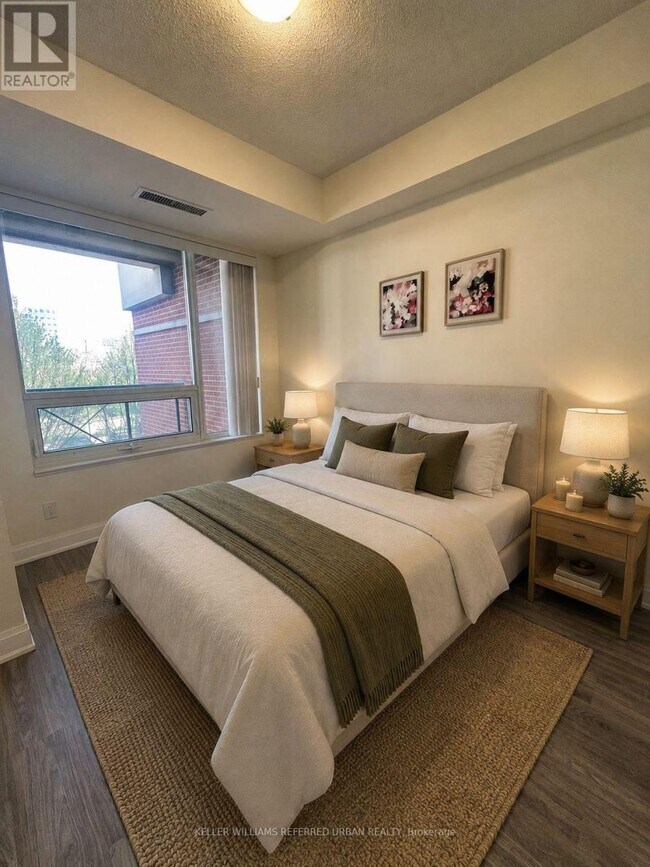Photo du bâtiment - 8228 Birchmount Rd
