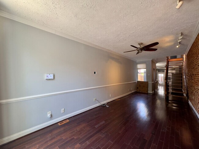 Building Photo - Cozy 2 Bedroom/2 Bathroom Townhome in Cant...
