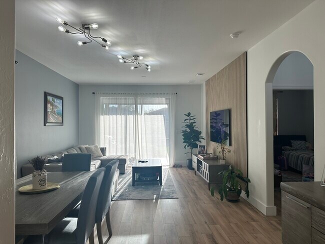 Foto del edificio - 14921 Summit Pl Cir