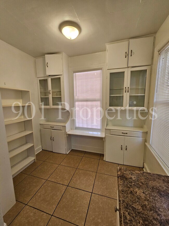 Foto del edificio - 2404 Broad Ave