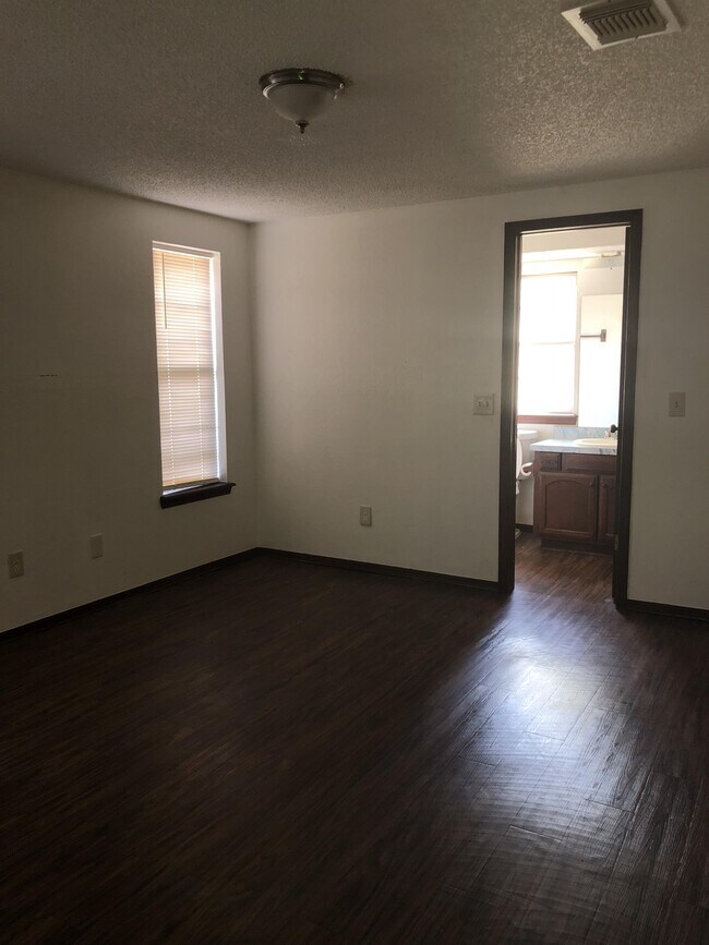 Foto del edificio - 4220 SE 49th St