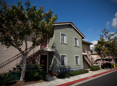 Building Photo - Village Green