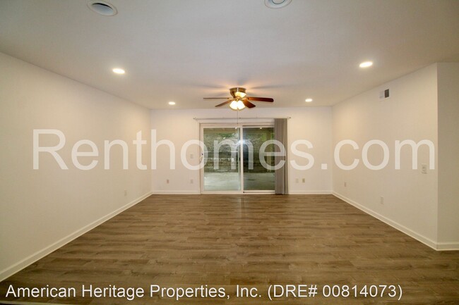 Building Photo - 3 br, 2 bath House - 13828 Otis Place