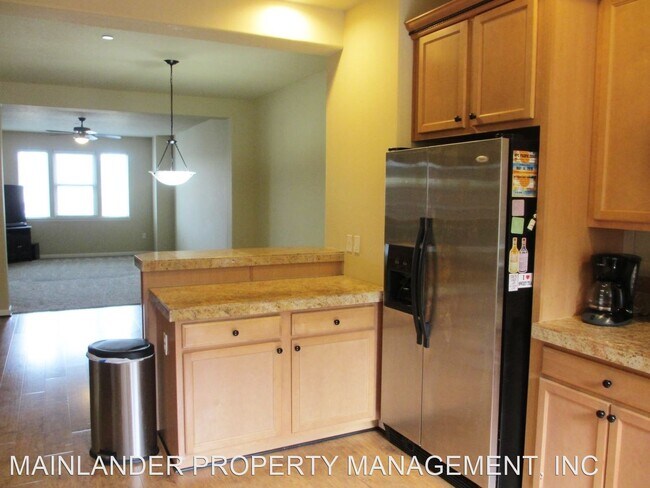 Foto del edificio - 3 br, 2.5 bath House - 9978 SE OLD TOWN CT