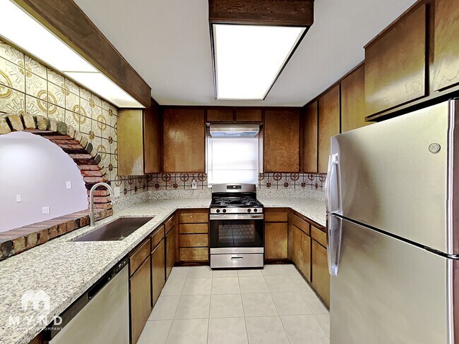 Foto del edificio - 7052 Acorn Ct