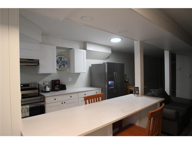 Foto del edificio - 401 W Main St