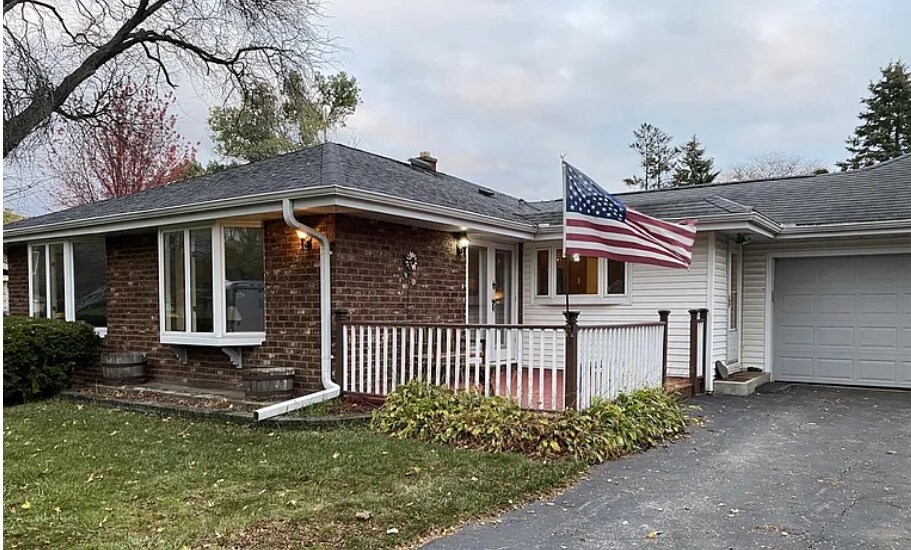 Primary Photo - 2980 N Arbor Dr
