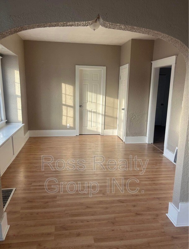 Foto del edificio - 1403 Navarre Ave