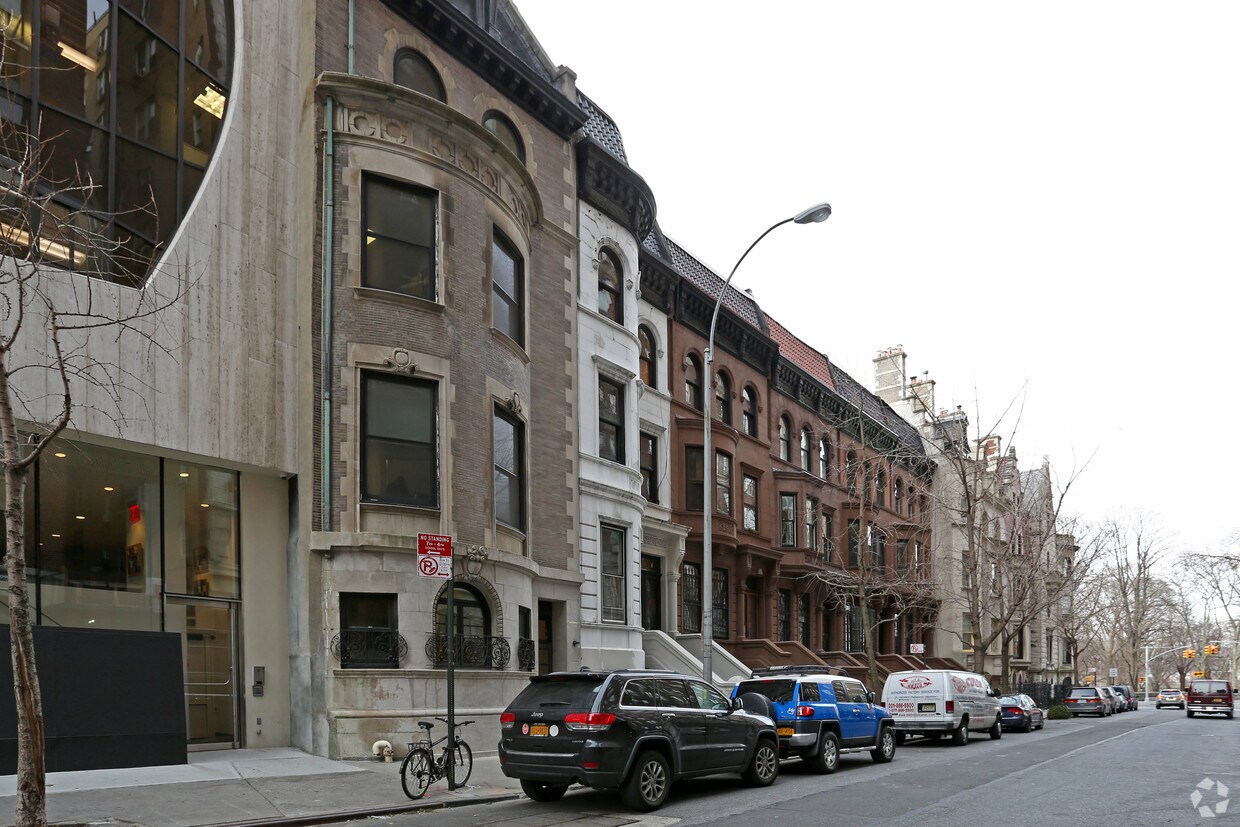 Foto del edificio - 306 W 81st St