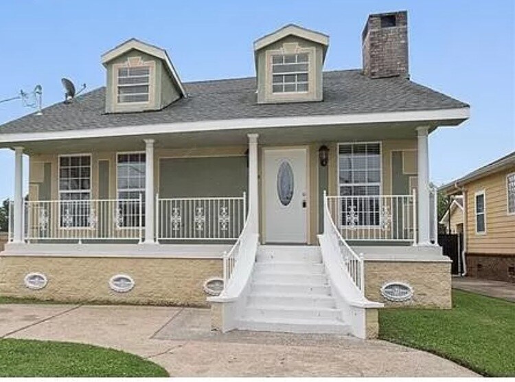 Primary Photo - 3017 Angelique Dr