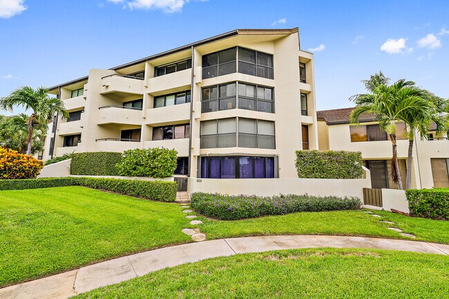 Foto del edificio - 1141 Marine Way E