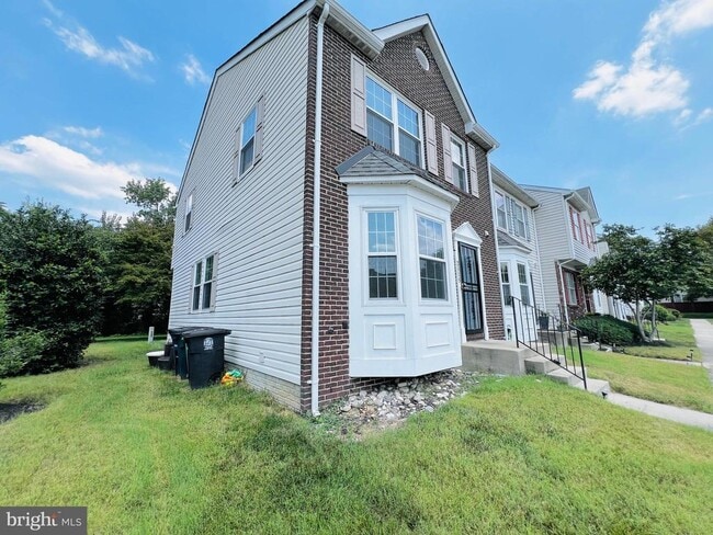 Building Photo - 2315 Barkley Pl