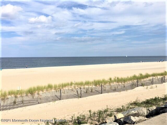 Primary Photo - 1201 Ocean Ave