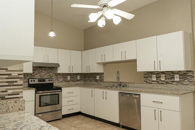 Foto del edificio - 10501 NW 43rd St