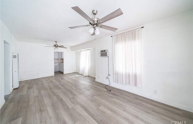 Foto del edificio - 1509 E 20th St