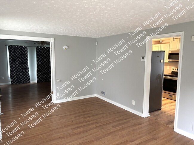 Building Photo - 520 76th St