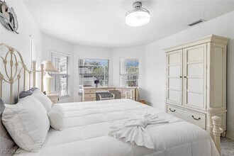 Building Photo - 310 SE 47th St