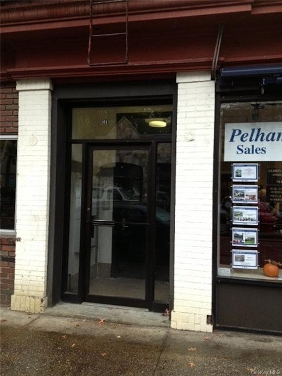 99101 5th Ave Unit 6, Pelham, NY 10805 Room for Rent in Pelham, NY