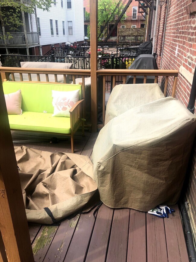 Building Photo - 95 Third St