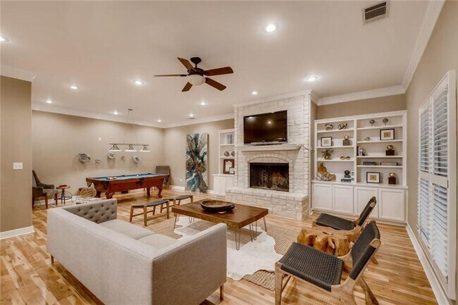 Foto del edificio - 1822 W 11th St