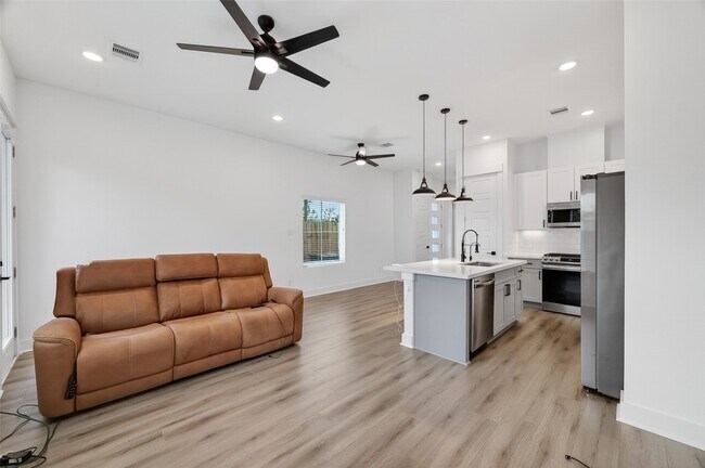 Foto del edificio - 314 Neyland St