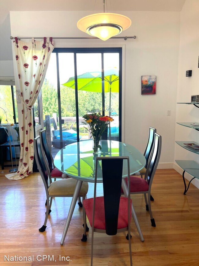 Foto del edificio - 4 br, 3 bath House - 1691 Grant Rd