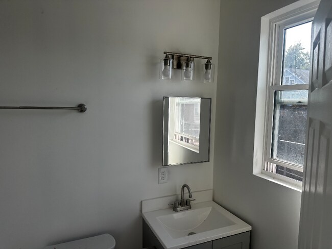 Foto del edificio - 2131 Williams Ave