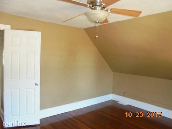 Building Photo - 285 Wheatland St