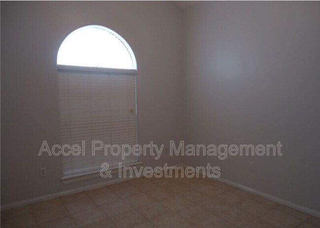 Foto del edificio - 3234 Valle Cir