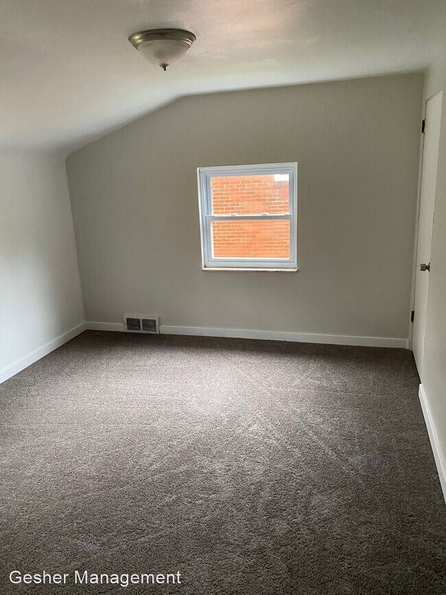 3 br, 1 bath House 910 Frey Rd House Rental in Penn Hills, PA