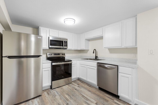 Foto del edificio - Updated 1 Bedroom / 1 Bathroom Apartment - Close to Campus