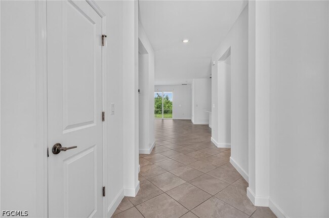 Foto del edificio - 9156 Leatherwood Loop