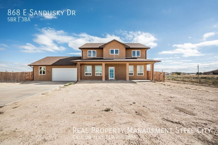 Foto principal - 868 E Sandusky Dr