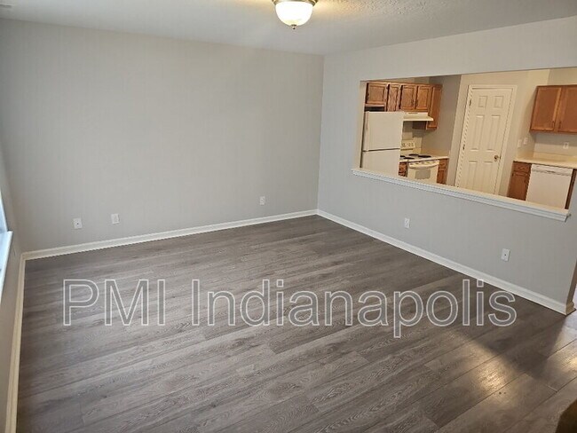 Foto del edificio - 1731 Winfield Park Dr
