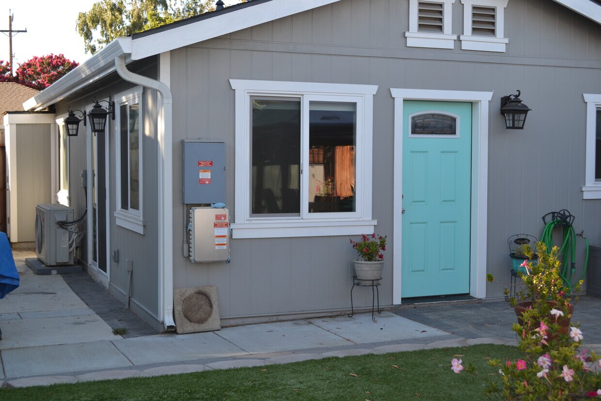 Front of the ADU - 603 Orvis Ave