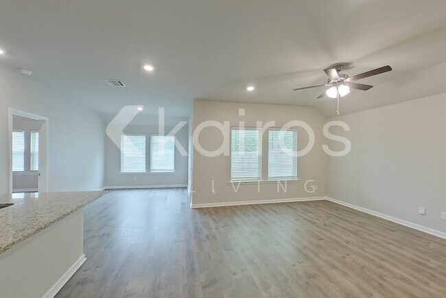 Building Photo - 124 Yardley Ct