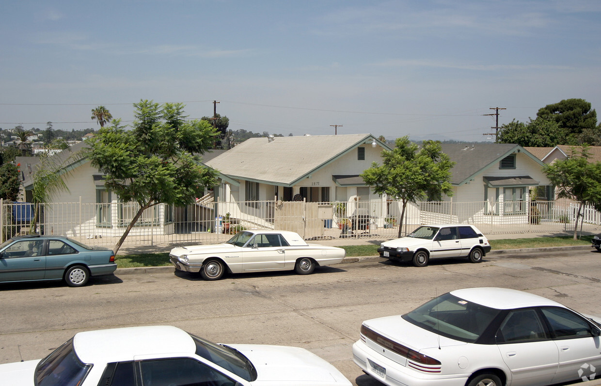 Building Photo - Barrio Logan Apartments