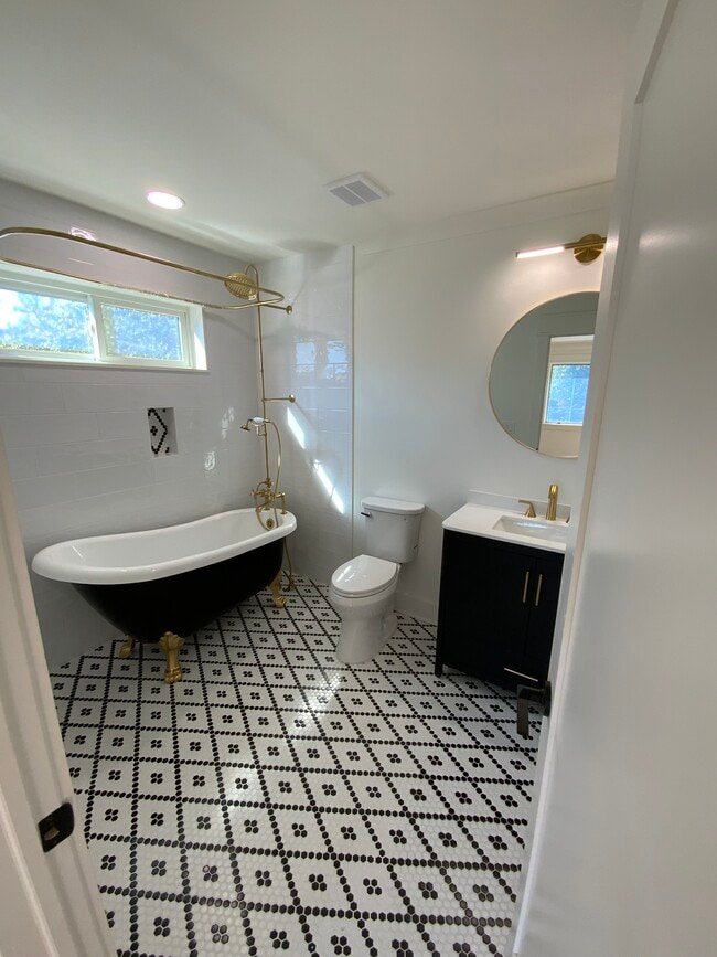 Baño privado - 116 3rd Ave