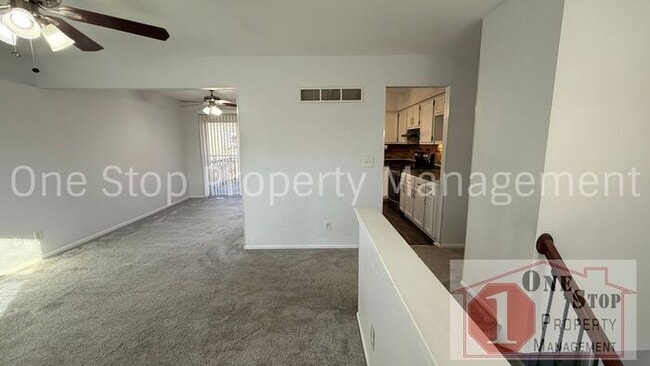 Foto del edificio - Charming 3-bedroom, 2-bathroom home in Blue Springs