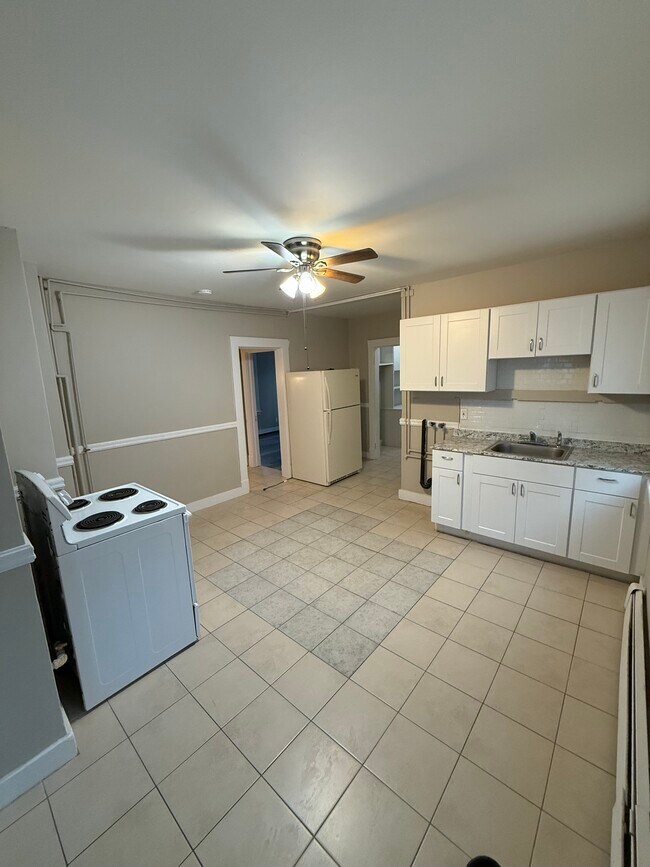 Foto del edificio - 913 East St