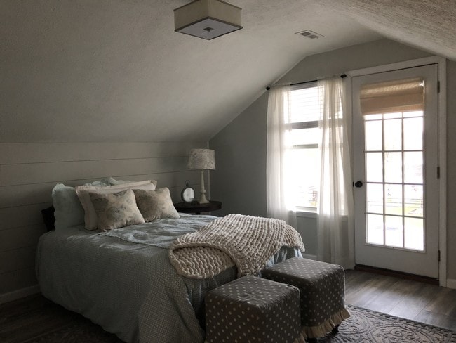 Building Photo - 58 Township Rd 1006