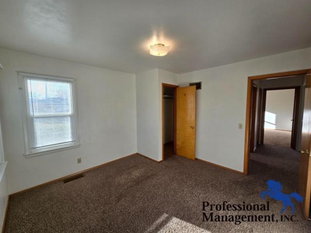 Building Photo - 2 bedroom in Billings MT 59102