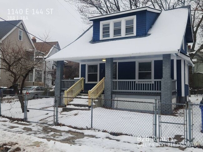 Building Photo - 1140 E 144th St