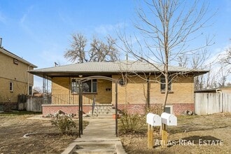 Building Photo - 2353 S Sherman St