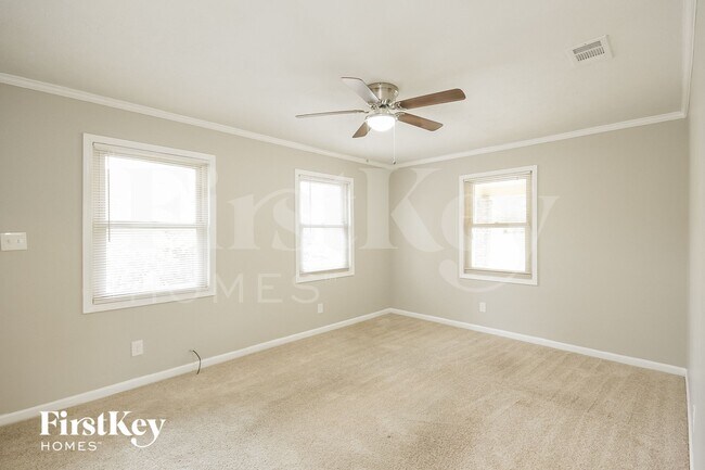 Foto del edificio - 7107 Willow Green Ct SW